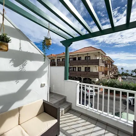 In Tenerife * Арона